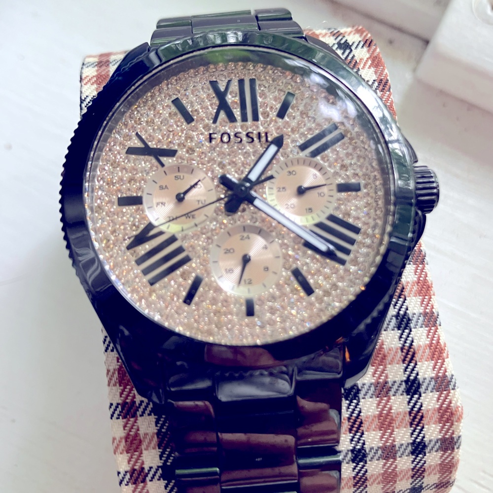 Fossil watch- black and gold.
